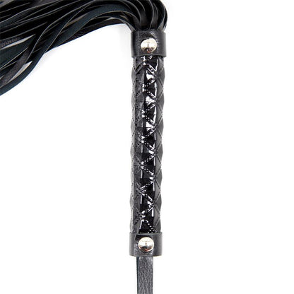 Flogger Diamond Pattern with Metal Hardware 39 cm Black